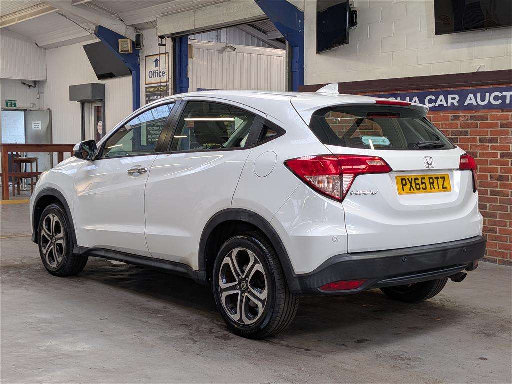 <p>2015 HONDA HR-V SE I-VTEC</p>