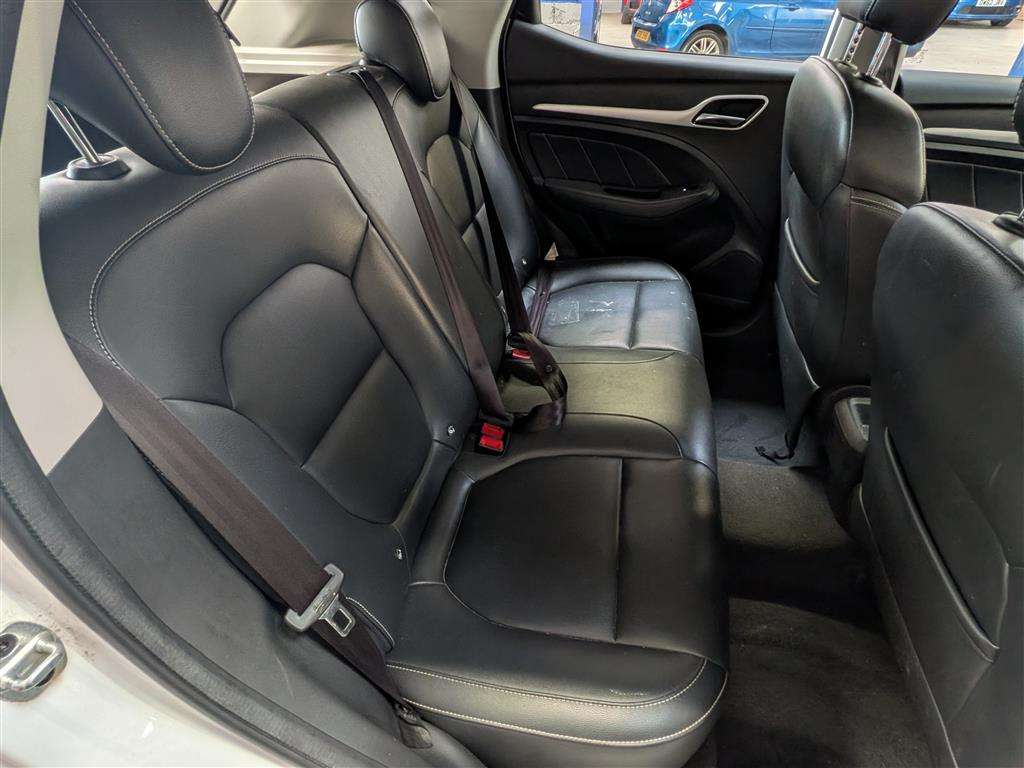 <p>2018 MG ZS EXCLUSIVE</p>