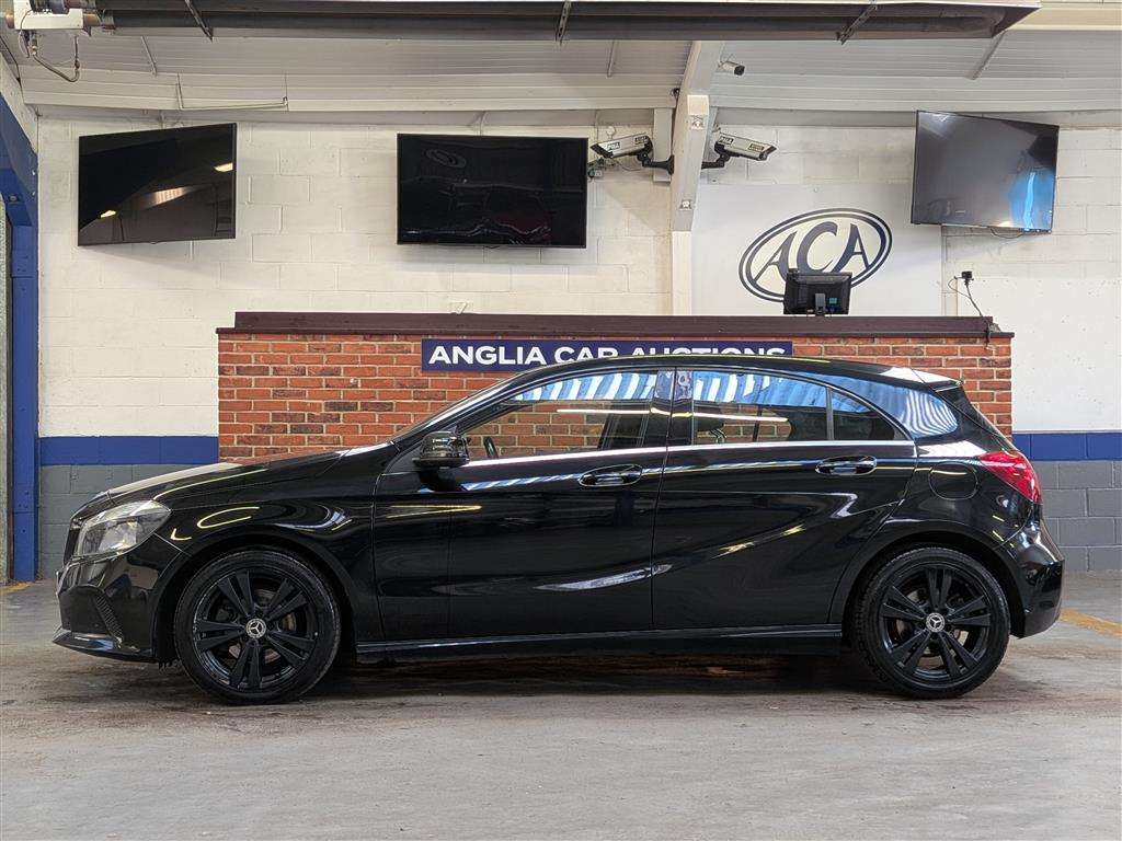 <p>2018 MERCEDES-BENZ A 180 SPORT AUTO</p>