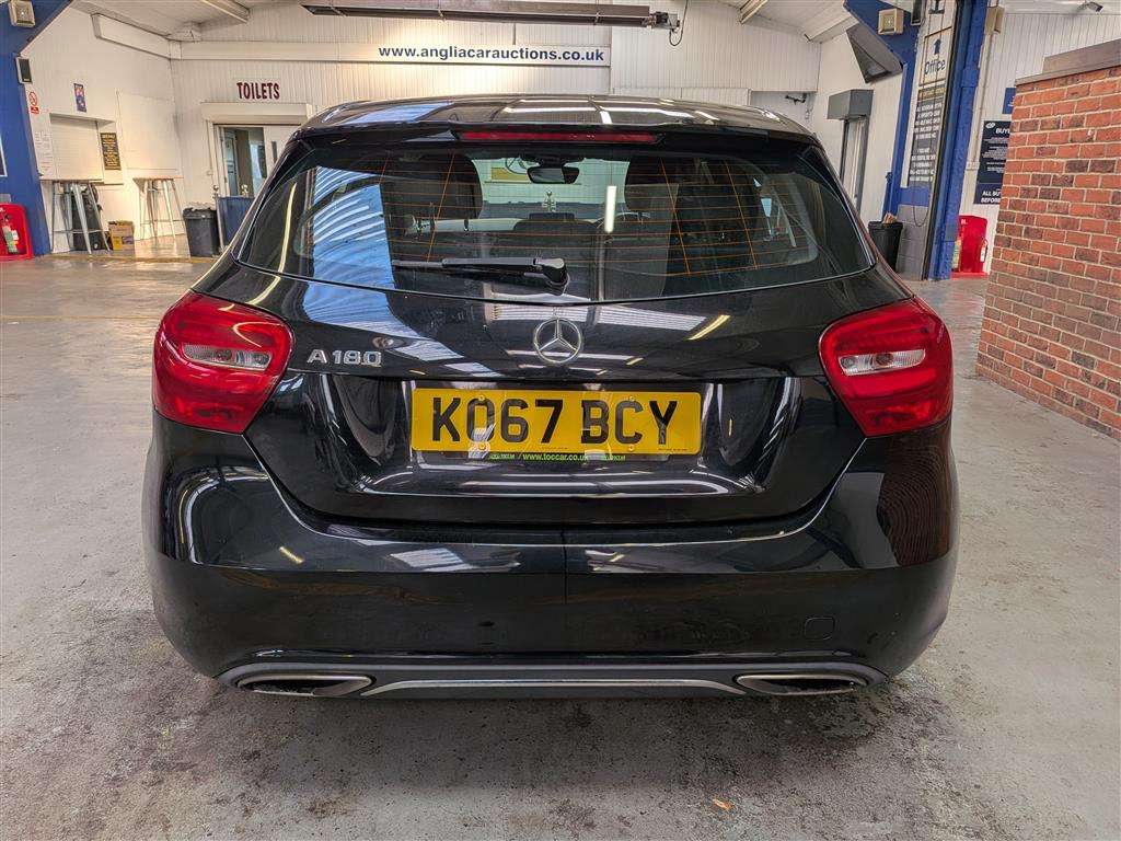 <p>2018 MERCEDES-BENZ A 180 SPORT AUTO</p>