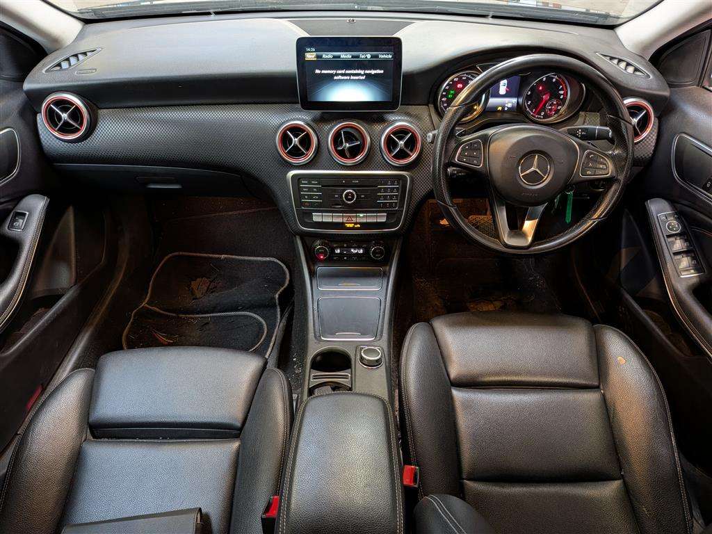 <p>2018 MERCEDES-BENZ A 180 SPORT AUTO</p>