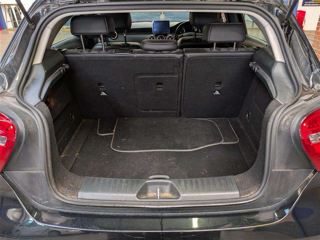 <p>2018 MERCEDES-BENZ A 180 SPORT AUTO</p>
