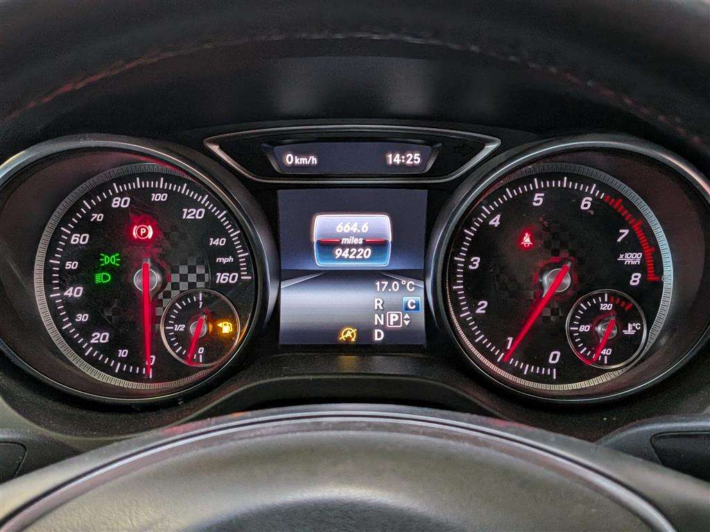 <p>2018 MERCEDES-BENZ A 180 SPORT AUTO</p>