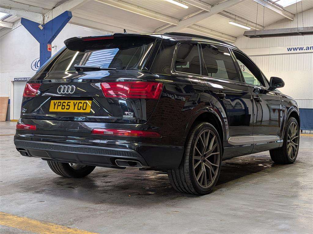 <p>2015 AUDI Q7 S LINE TDI QUATTRO AUTO</p>