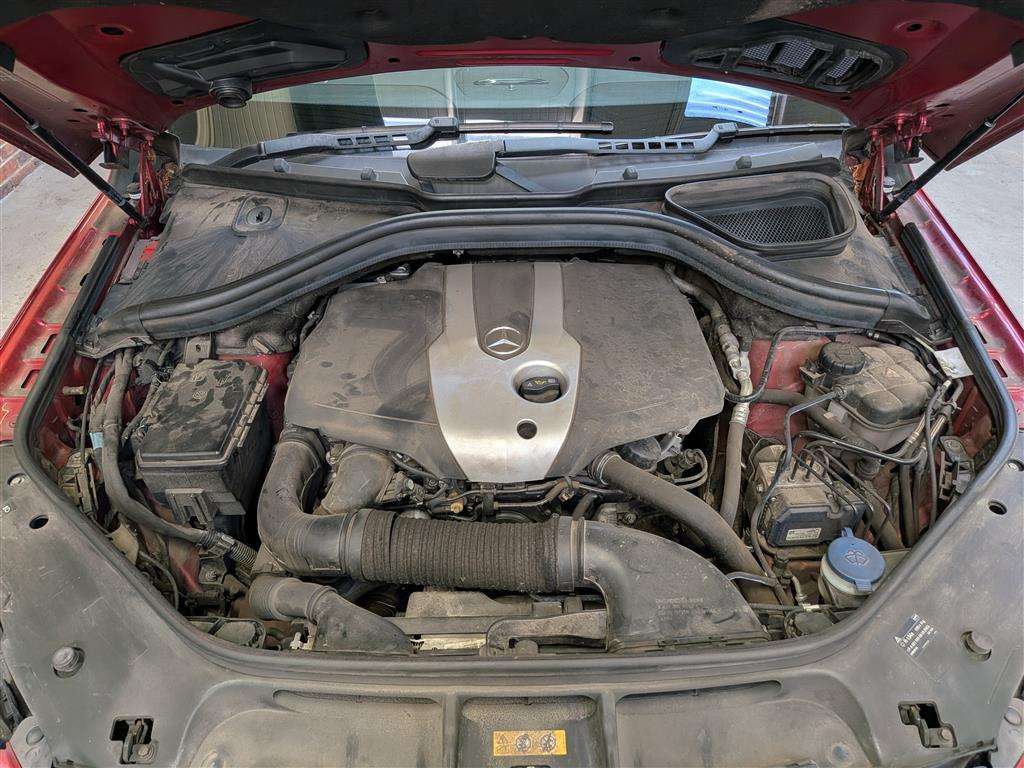 <p>2016 MERCEDES-BENZ GLE 250 D 4M AMG LINE PRE</p>