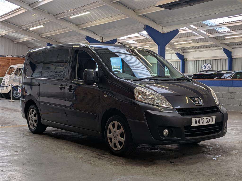 <p>2012 PEUGEOT EXPERT TEPEE LEISURE L1 H W.A.V.</p>