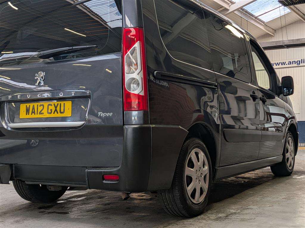 <p>2012 PEUGEOT EXPERT TEPEE LEISURE L1 H W.A.V.</p>