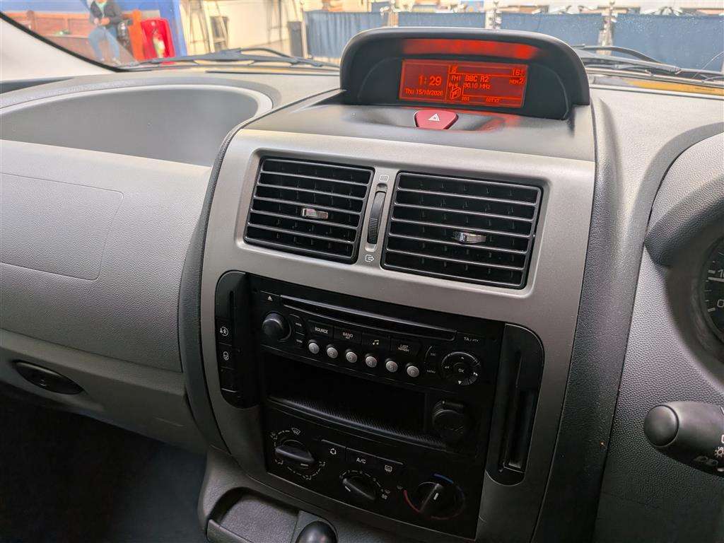 <p>2012 PEUGEOT EXPERT TEPEE LEISURE L1 H W.A.V.</p>