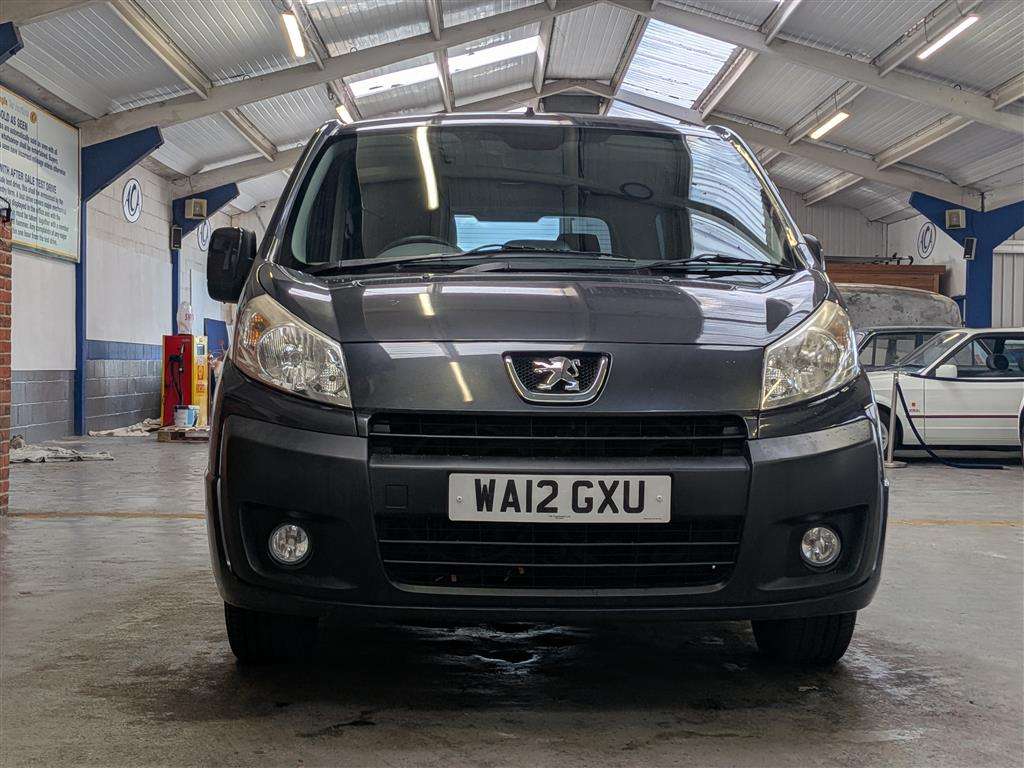 <p>2012 PEUGEOT EXPERT TEPEE LEISURE L1 H W.A.V.</p>