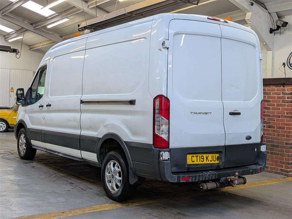 <p>2019 FORD TRANSIT 350</p>