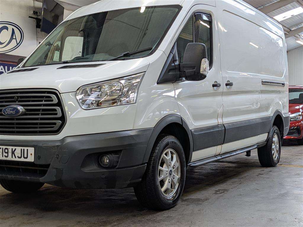 <p>2019 FORD TRANSIT 350</p>