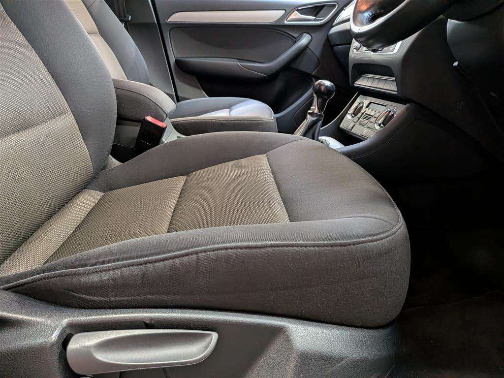 <p>2014 AUDI Q3 SE TDI QUATTRO</p>