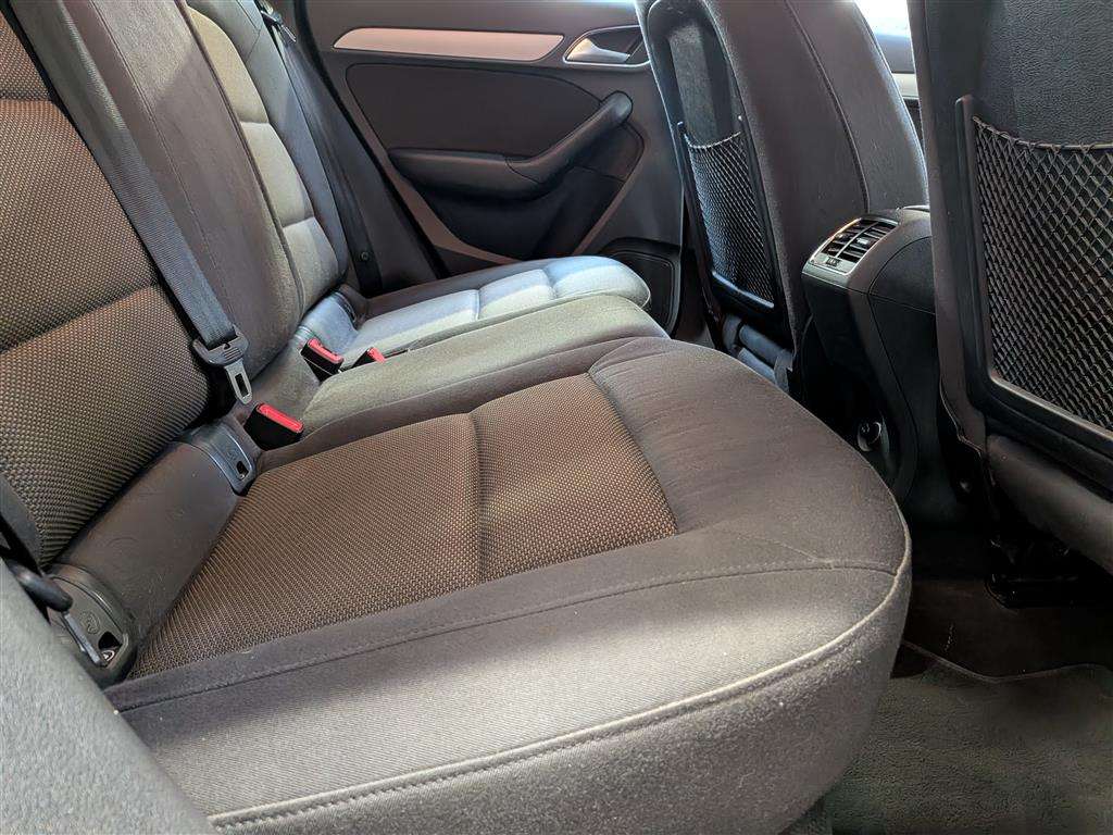 <p>2014 AUDI Q3 SE TDI QUATTRO</p>