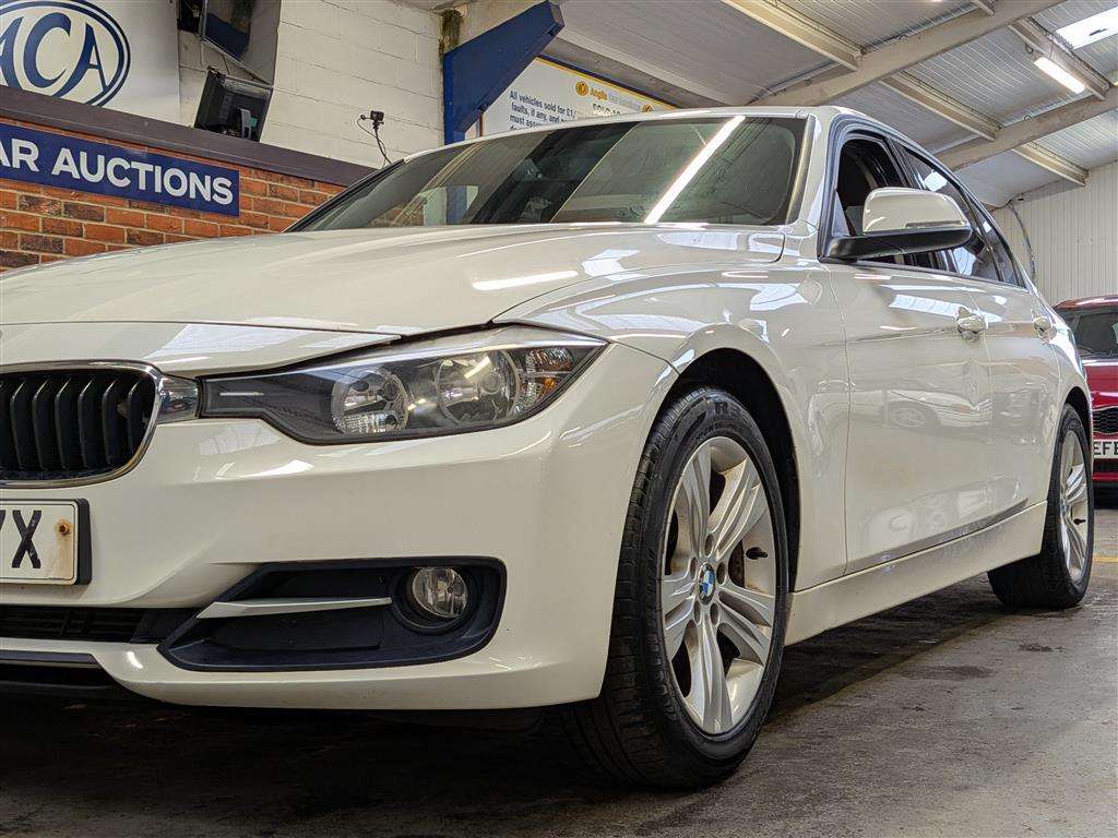 <p>2012 BMW 320D SPORT</p>
