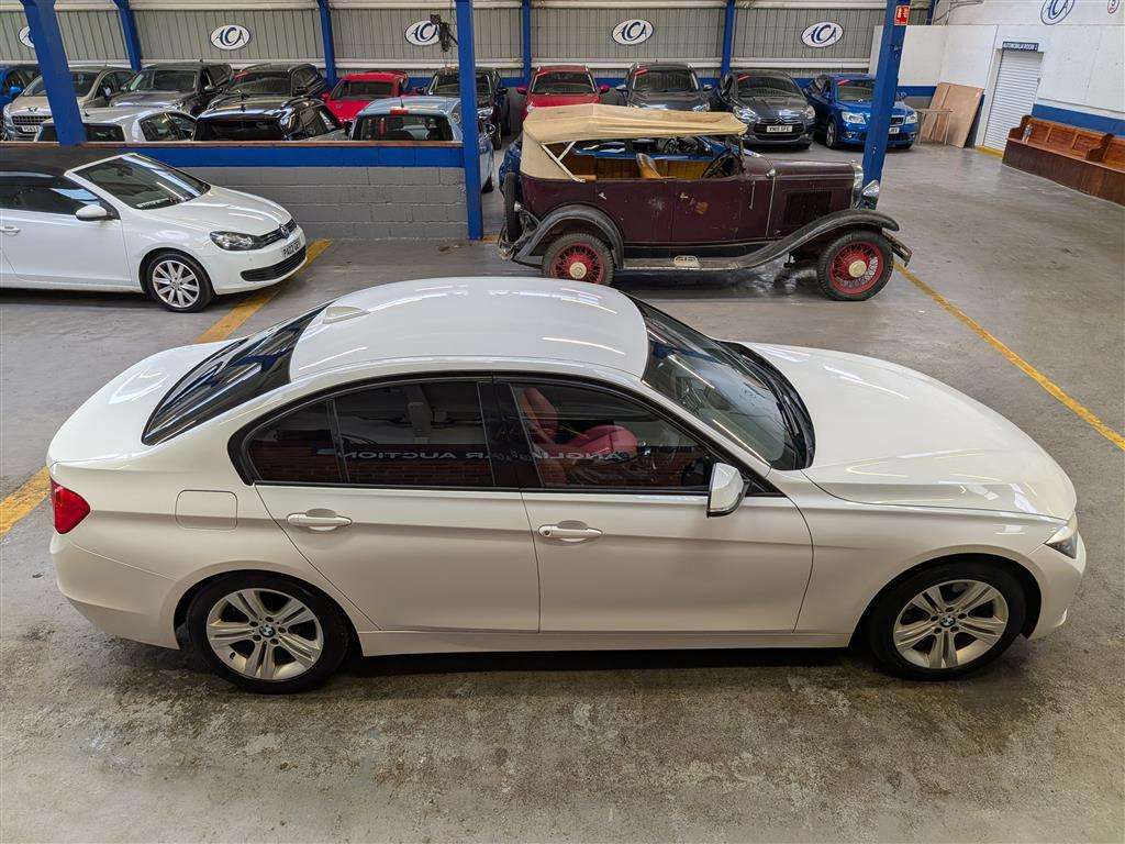 <p>2012 BMW 320D SPORT</p>