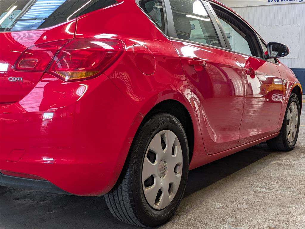 <p>2011 VAUXHALL ASTRA EXCLUSIV CDTI</p>