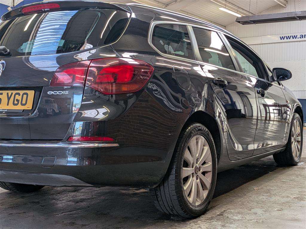 <p>2015 VAUXHALL ASTRA ELITE CDTI ECOFLEX</p>