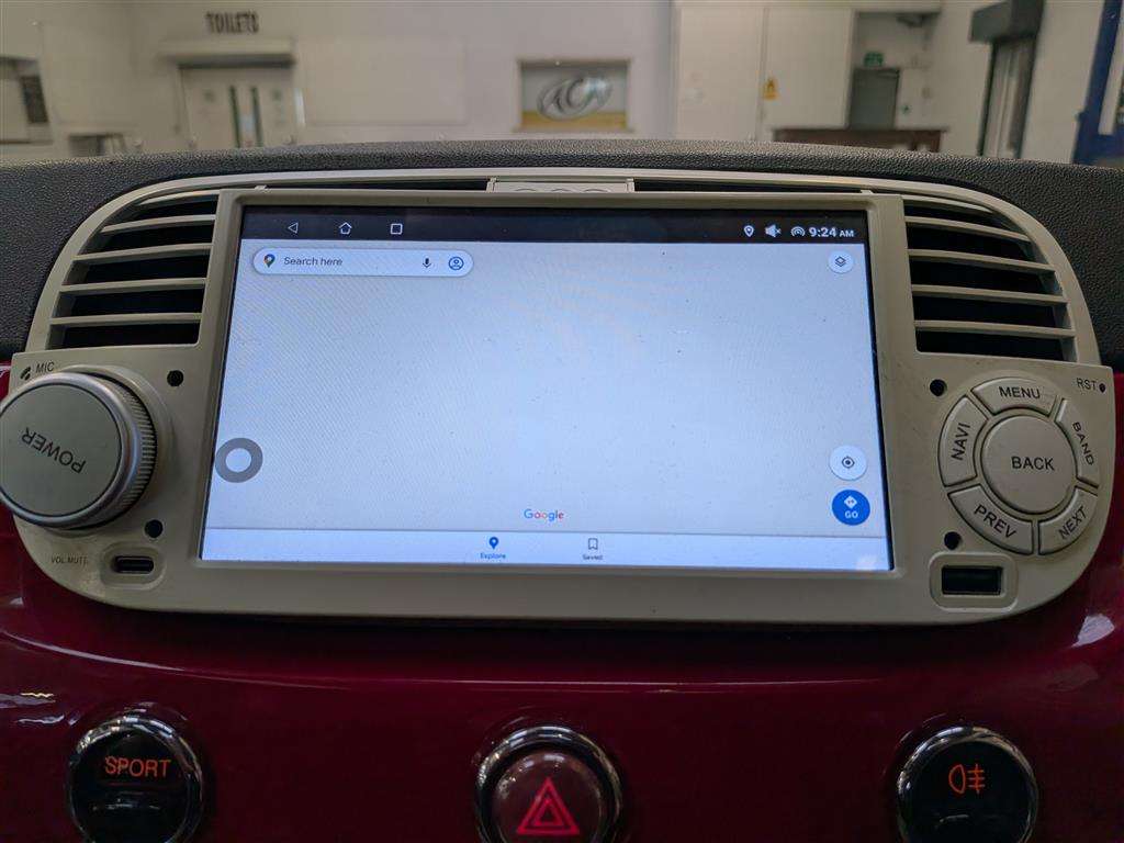 <p>2009 FIAT 500 LOUNGE</p>