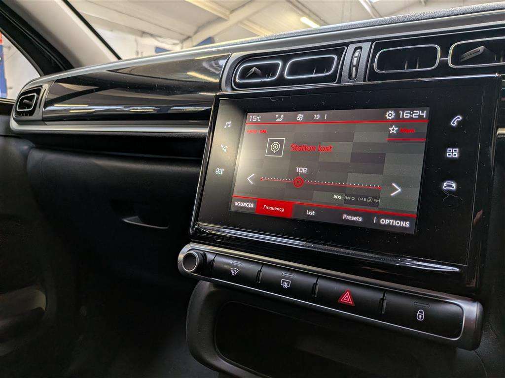 <p>2017 CITROEN C3 FLAIR PURETECH</p>