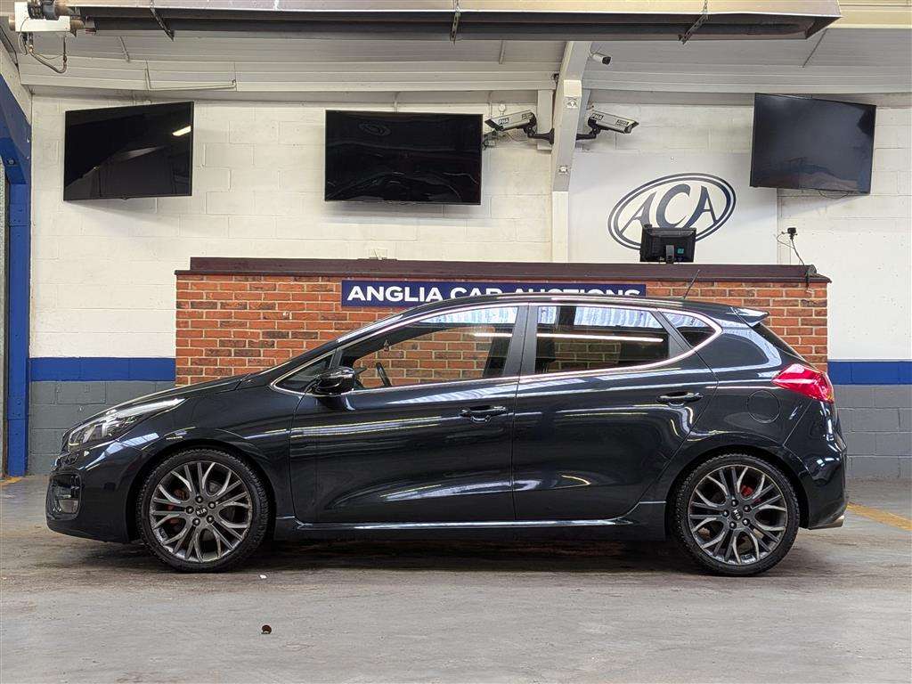 <p>2014 KIA CEED GT TECH</p>