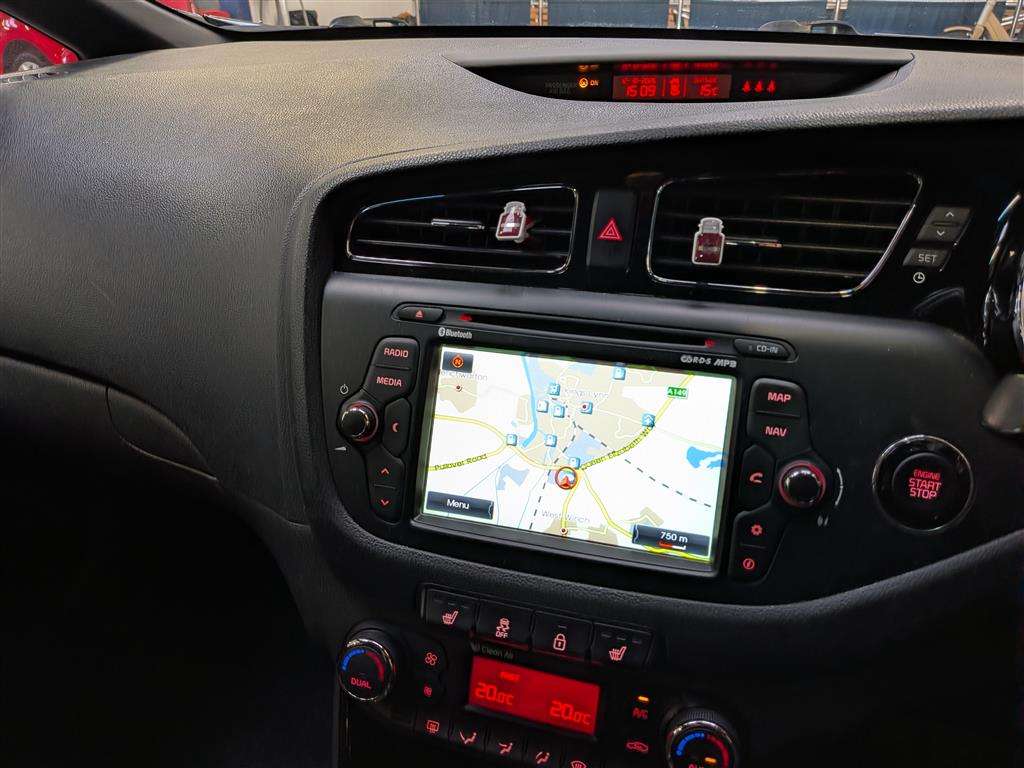 <p>2014 KIA CEED GT TECH</p>
