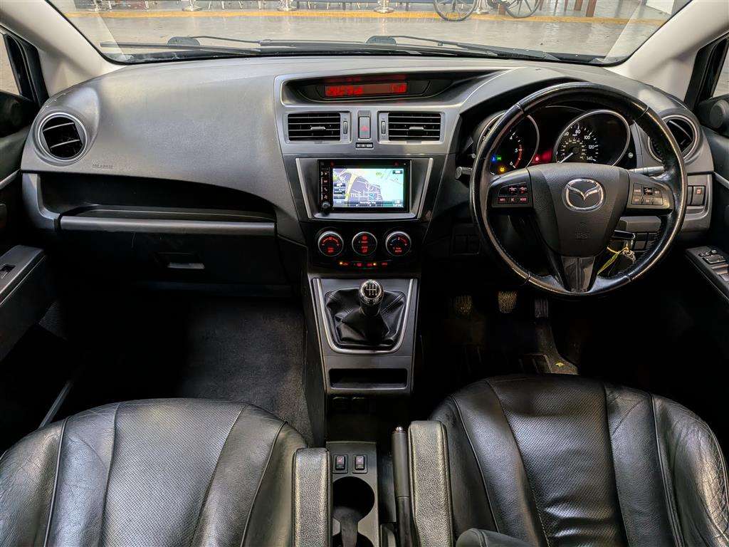<p>2015 MAZDA 5 SPORT VENTURE D</p>