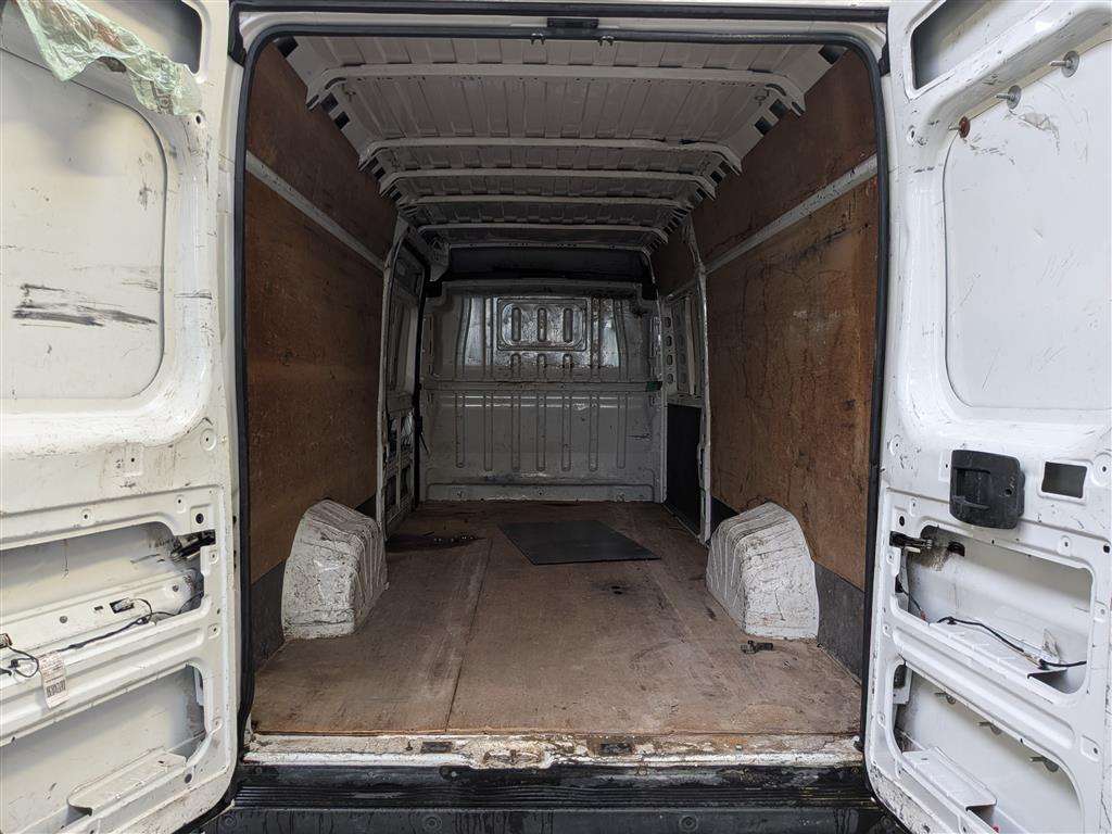 <p>2018 PEUGEOT BOXER 435 PRO L4H2 BLUE H</p>