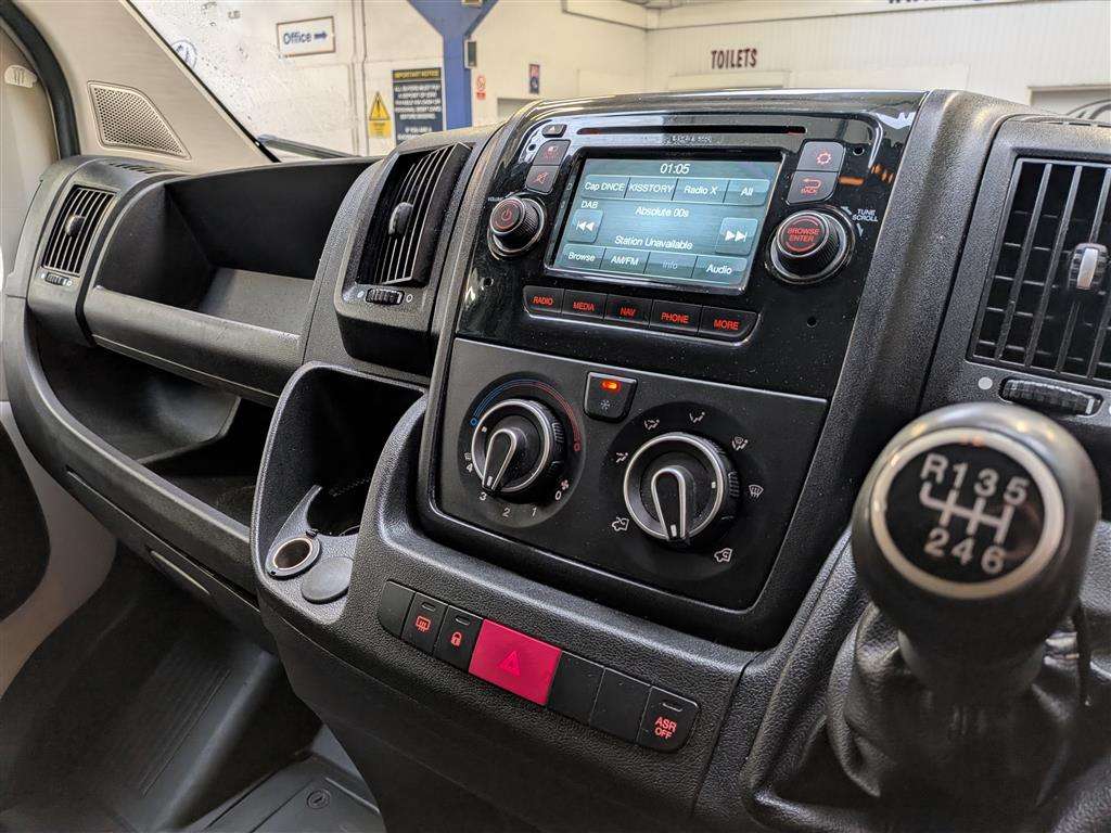 <p>2018 PEUGEOT BOXER 435 PRO L4H2 BLUE H</p>
