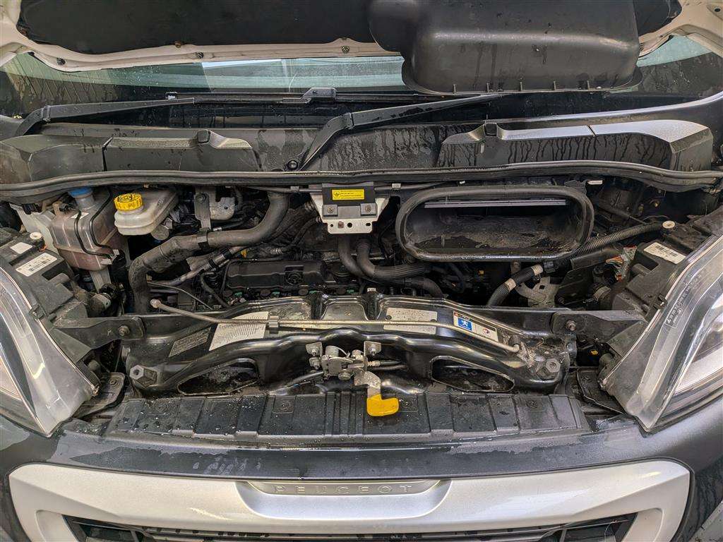 <p>2018 PEUGEOT BOXER 435 PRO L4H2 BLUE H</p>