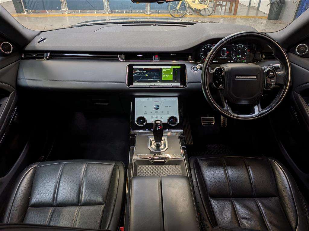 <p>2020 LAND ROVER RANGE ROVER EVOQUE R-DYN</p>