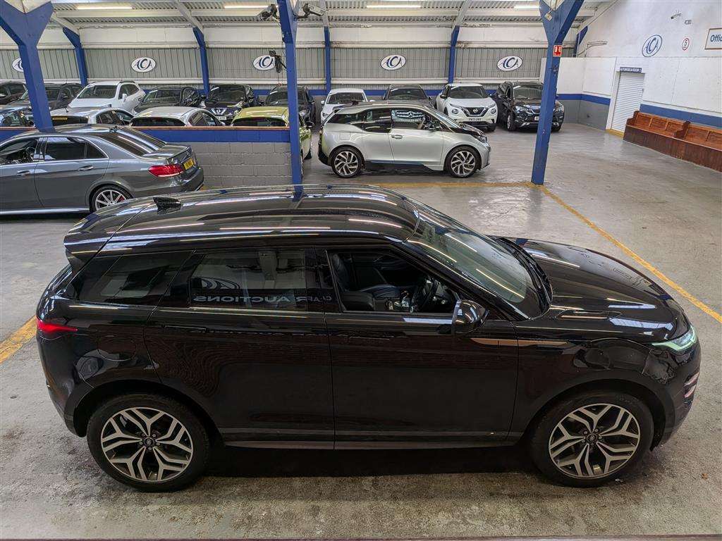 <p>2020 LAND ROVER RANGE ROVER EVOQUE R-DYN</p>