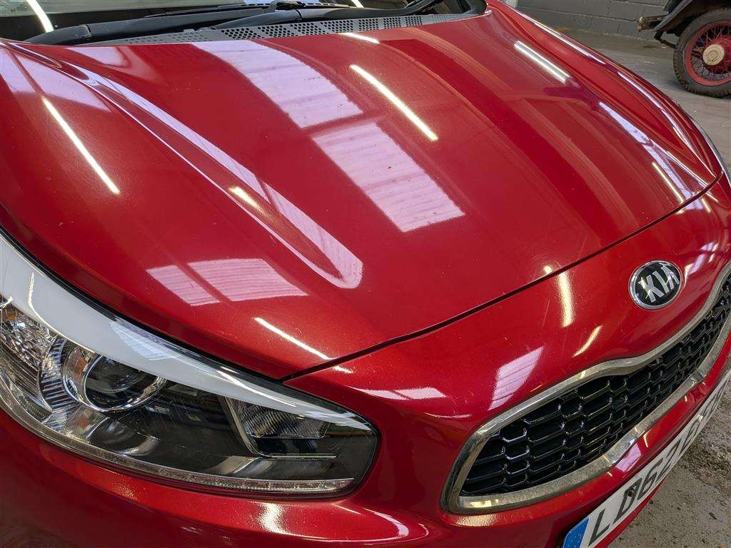 <p>2012 KIA CEED 3 ECODYNAMICS CRDI</p>