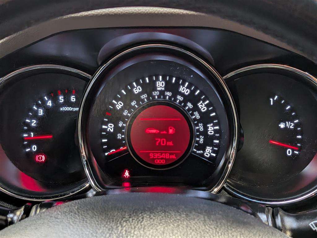 <p>2012 KIA CEED 3 ECODYNAMICS CRDI</p>