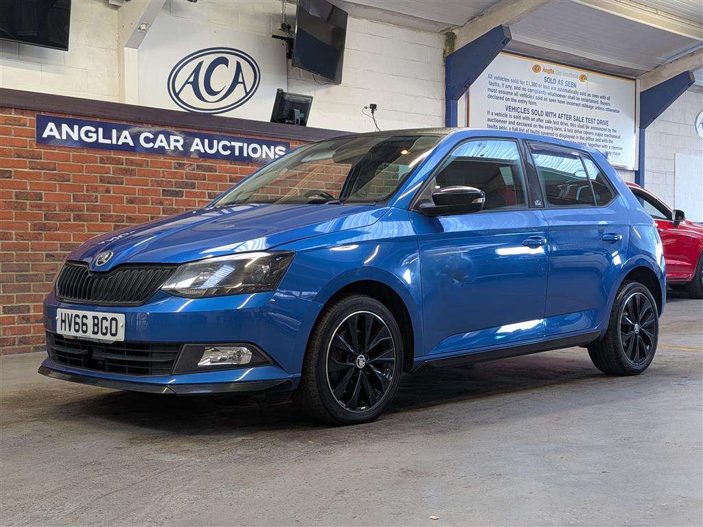 <p>2016 SKODA FABIA MONTE CARLO TSI</p>