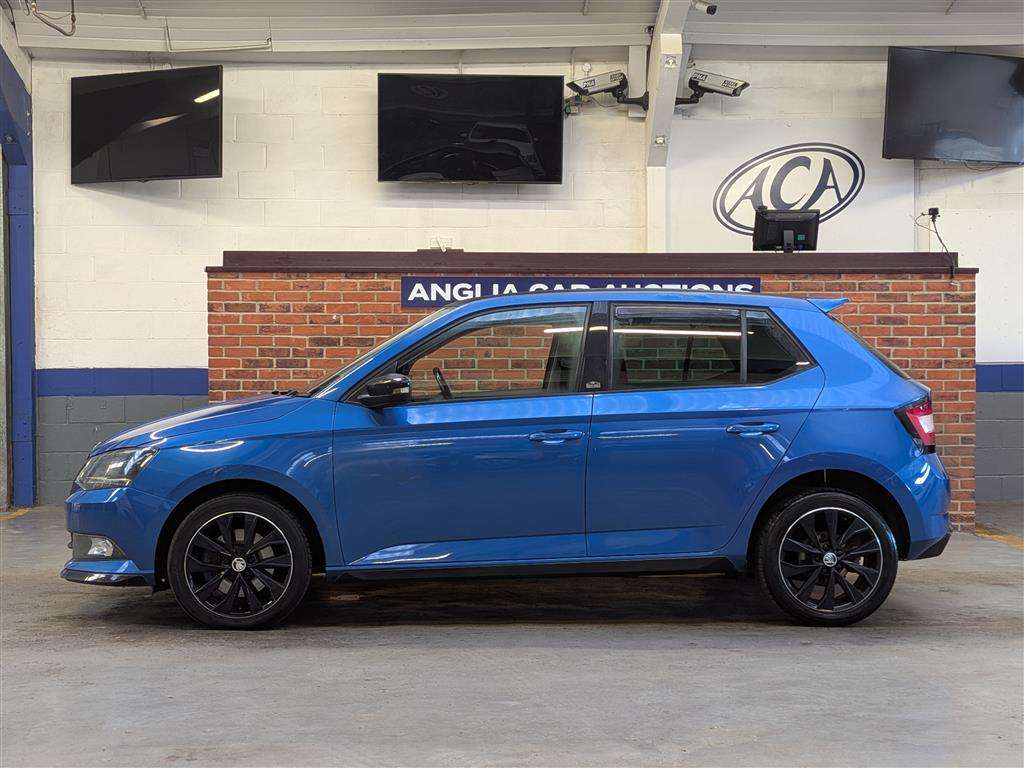 <p>2016 SKODA FABIA MONTE CARLO TSI</p>