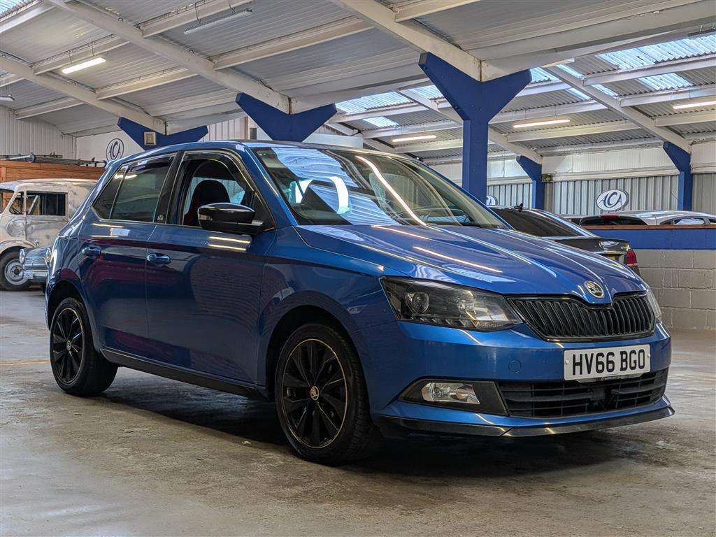 <p>2016 SKODA FABIA MONTE CARLO TSI</p>