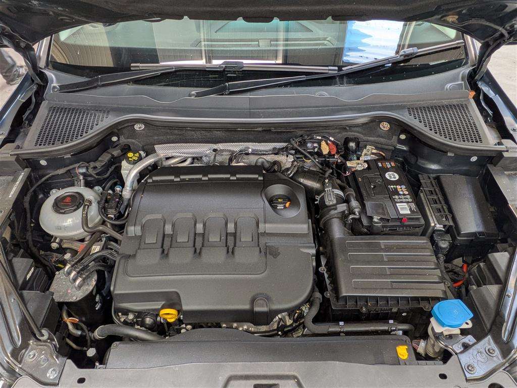 <p>2020 SKODA KAROQ SE L TDI S-A</p>