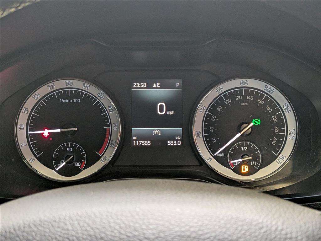 <p>2020 SKODA KAROQ SE L TDI S-A</p>