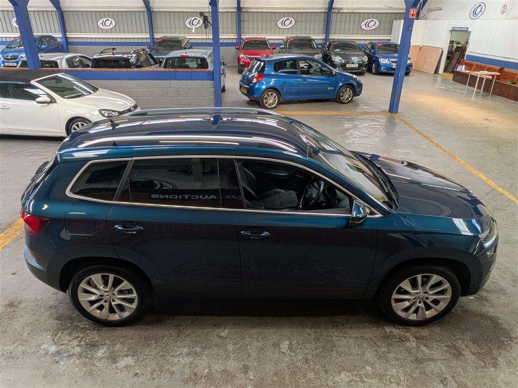 <p>2020 SKODA KAROQ SE L TDI S-A</p>
