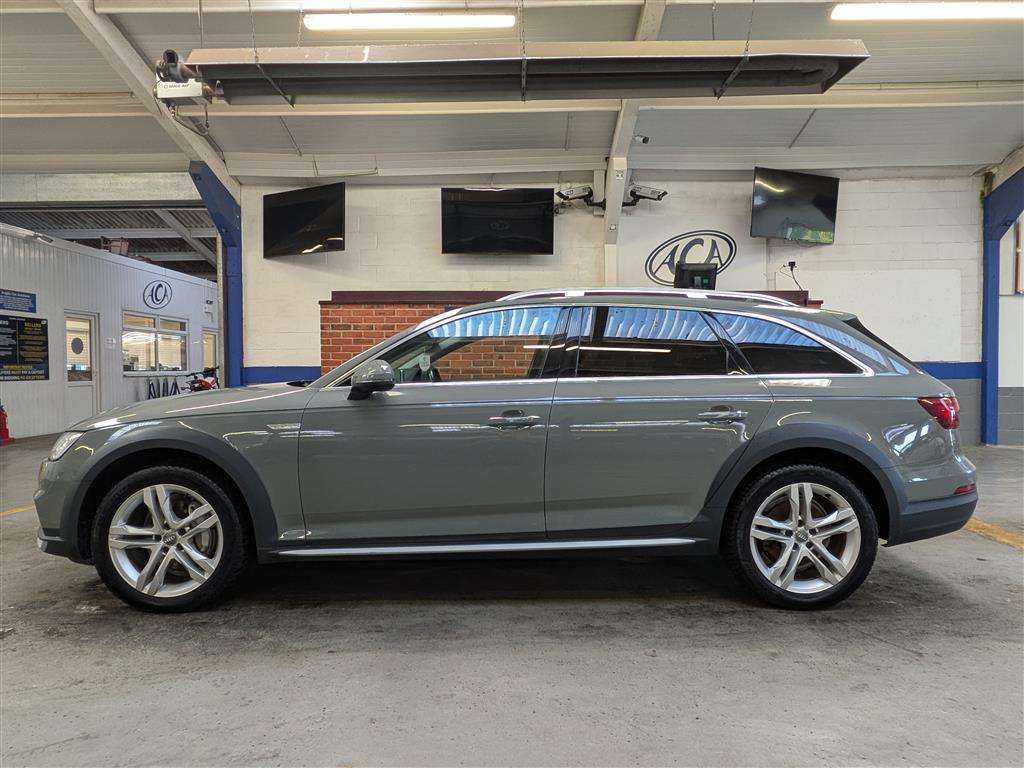 <p>2018 AUDI A4 ALLROAD SPORT TDI QUAT</p>