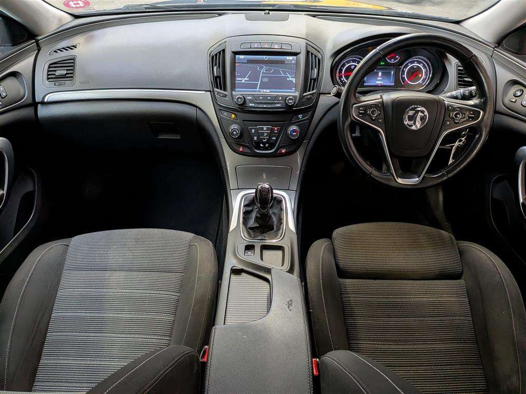 <p>2016 VAUXHALL INSIGNIA DSIGN NAV CDTI E</p>
