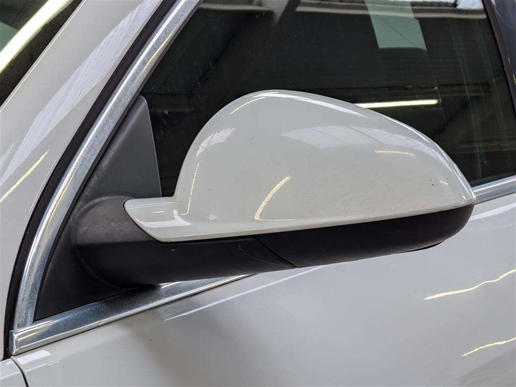<p>2011 VAUXHALL INSIGNIA SRI VX-LINE</p>