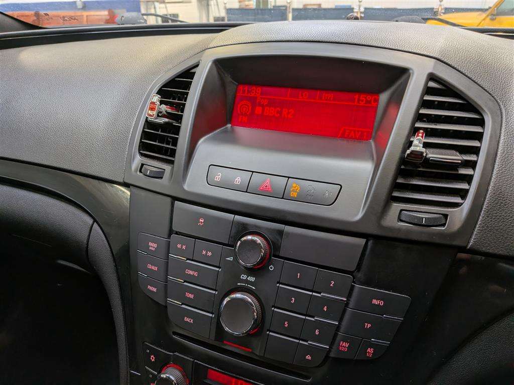 <p>2011 VAUXHALL INSIGNIA SRI VX-LINE</p>