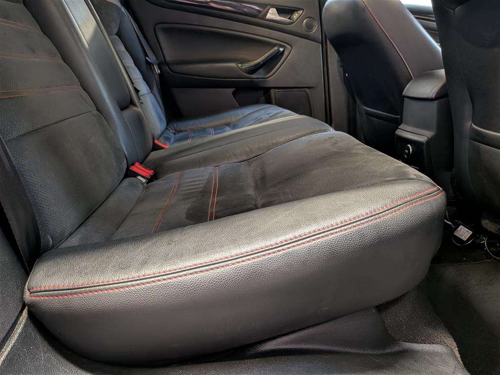 <p>2013 FORD MONDEO TITANIUM X SPTTDCI</p>