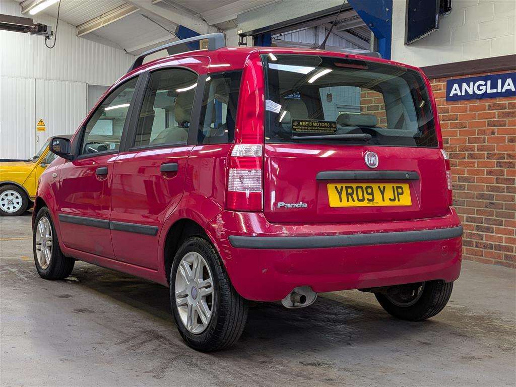 <p>2009 FIAT PANDA ELEGANZA S-A</p>