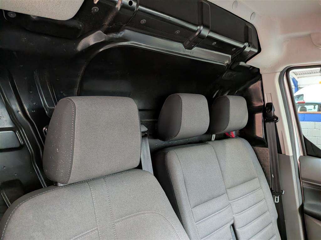 <p>2019 FORD TRANSIT CONNECT 240 LTD T AUTO</p>