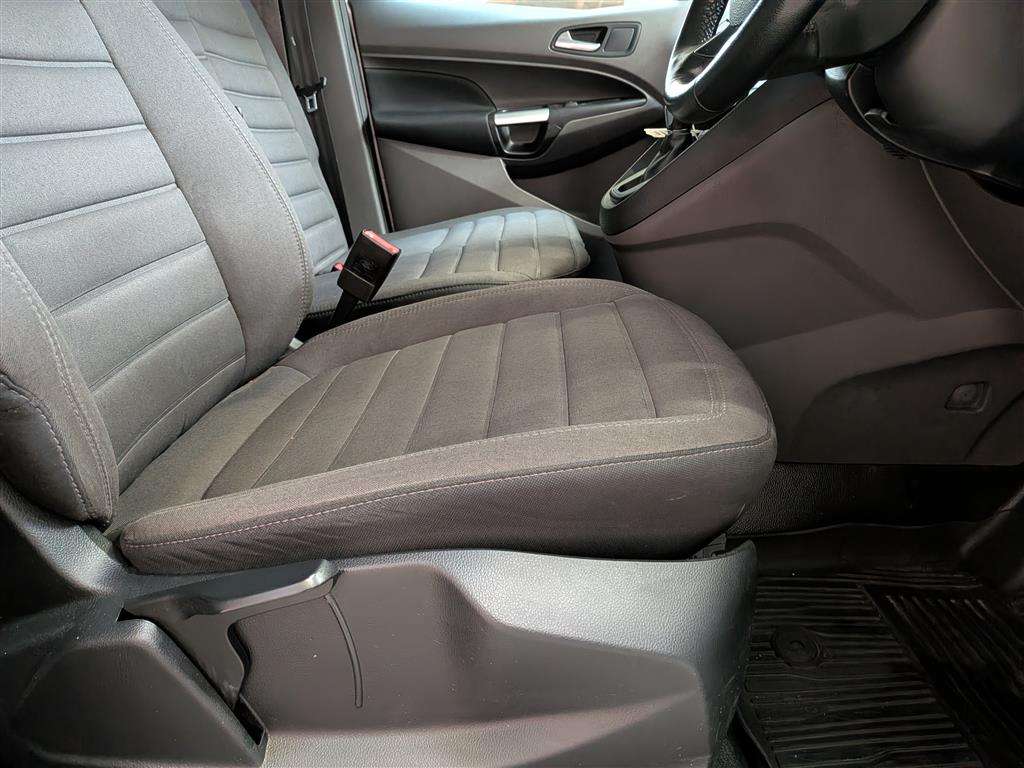 <p>2019 FORD TRANSIT CONNECT 240 LTD T AUTO</p>