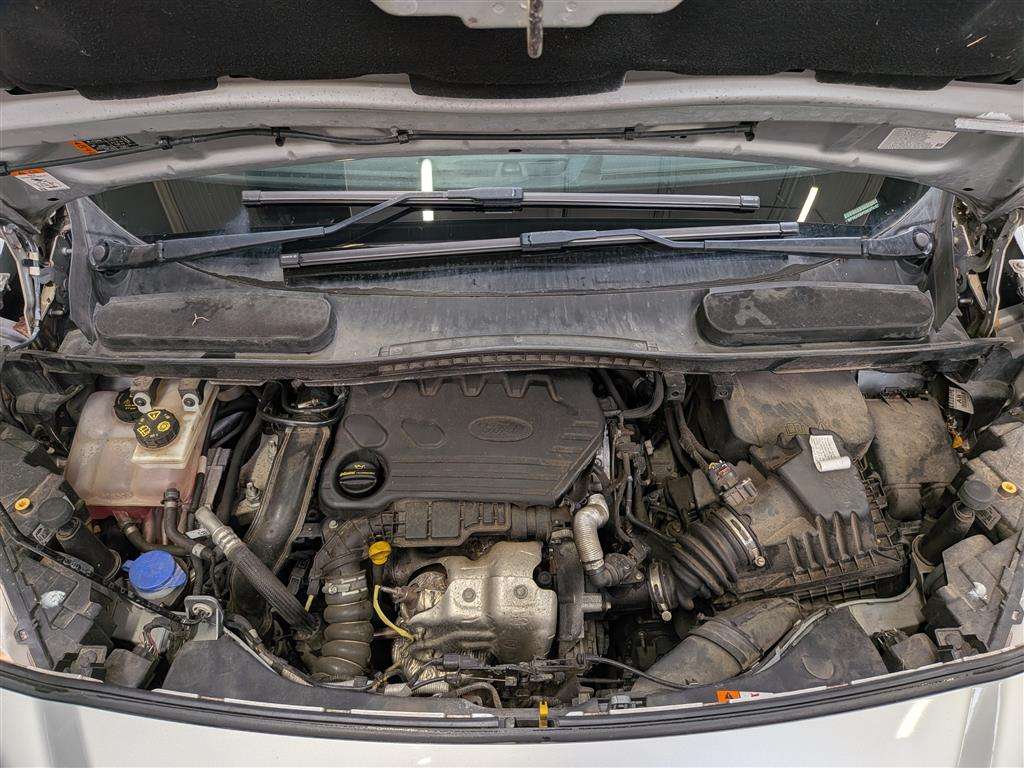 <p>2019 FORD TRANSIT CONNECT 240 LTD T AUTO</p>