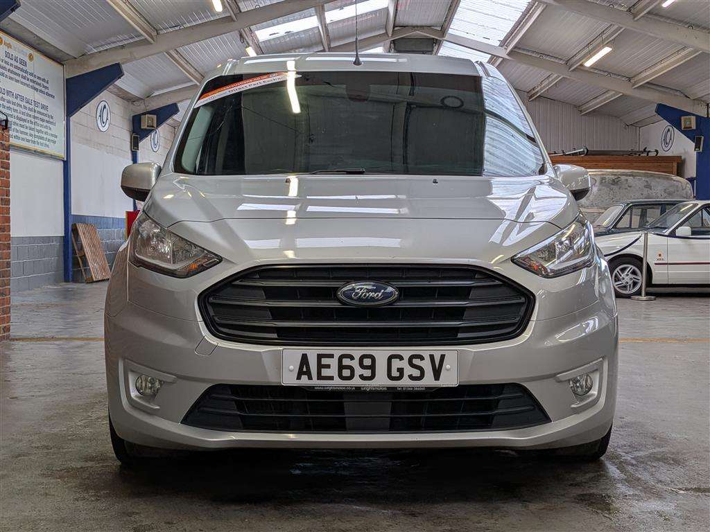 <p>2019 FORD TRANSIT CONNECT 240 LTD T AUTO</p>