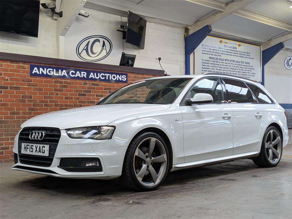 <p>2015 AUDI A4 S LINE BLACK EDITION T</p>